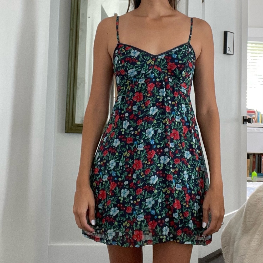 Hollister Co. • Navy Floral Dress • XS
